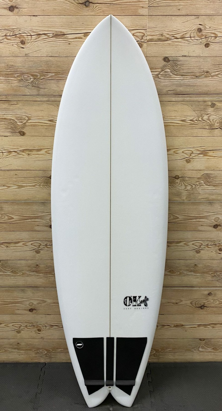 Fin Setup * | Top Sellers Like New 6'1 X 22.5 X 2.81 (41.81L) O'Keefe "Snapper Fish" Surfboard